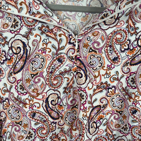 Lands' End women’s 1/4 Zip Pink and Purple Paisley Blouse Size 3X. Has Pockets - Picture 3 of 6